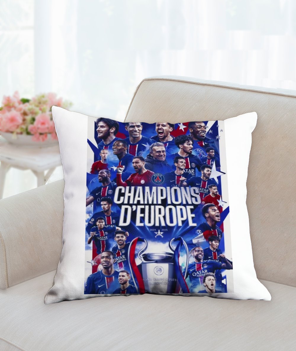 Coussin " CHAMPION D EUROPE " 45.6 cm X 45.6 cm ( GRAND )